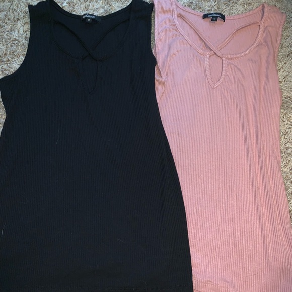 Tank Top Bundle - Picture 2 of 2